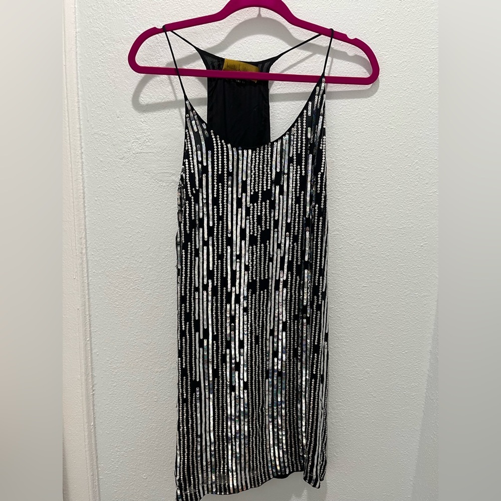 Nicole Miller size 6 sequin mini dress racer back